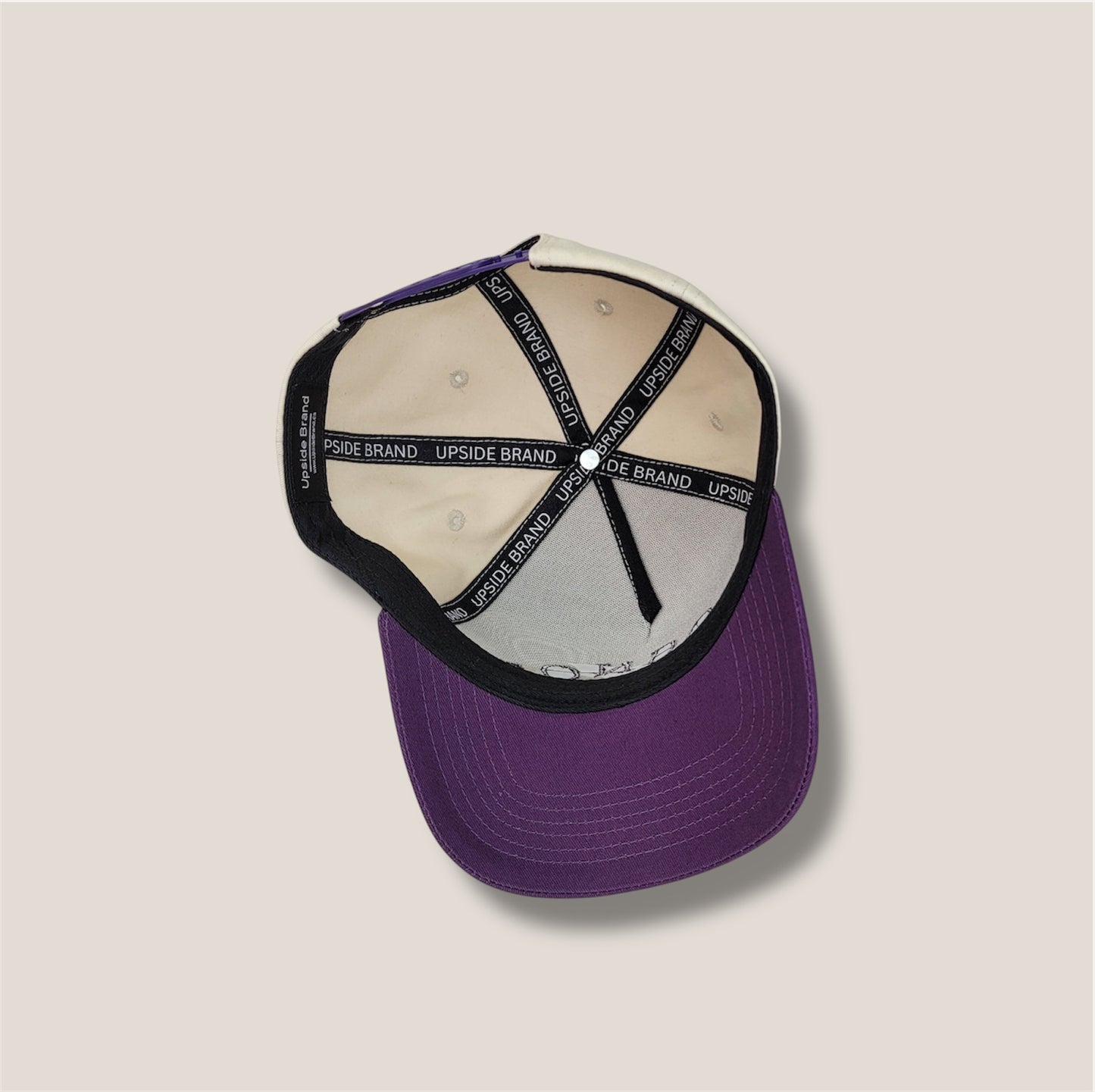 Precurved London Snapback - Off White Purple